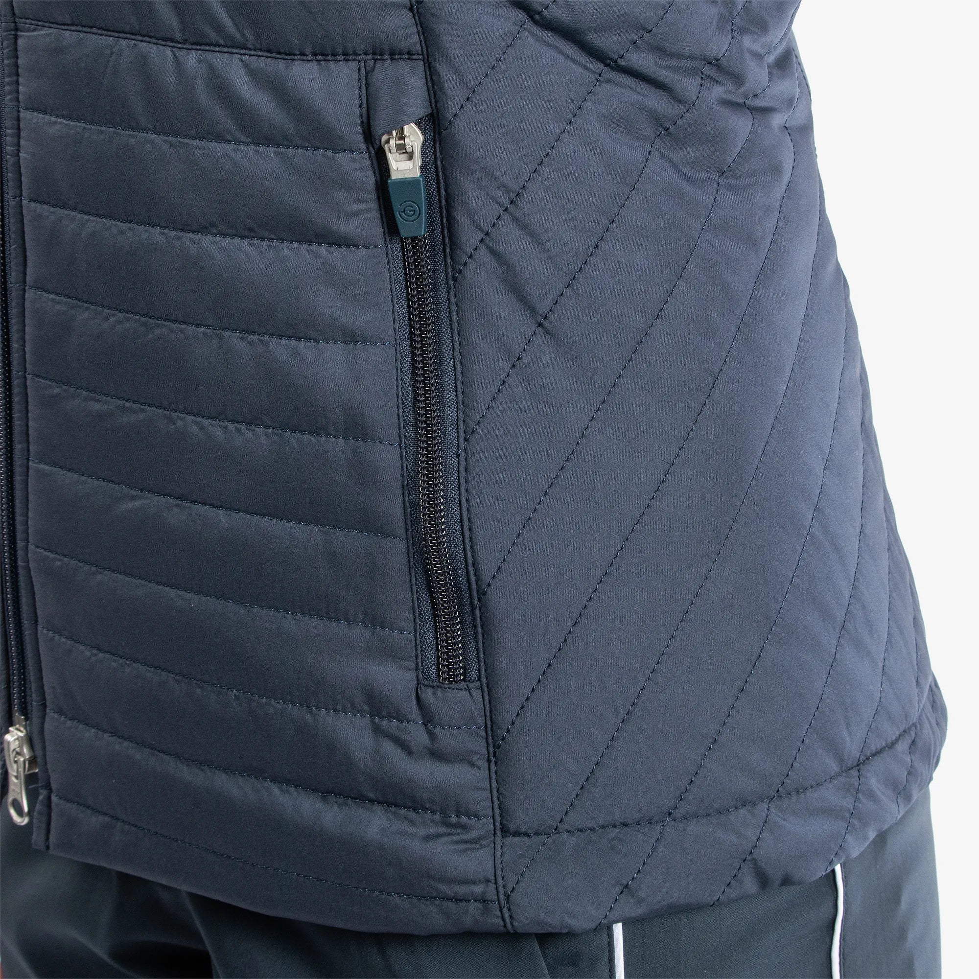 Lene - Windproof and water repellent golf vest - Image 7