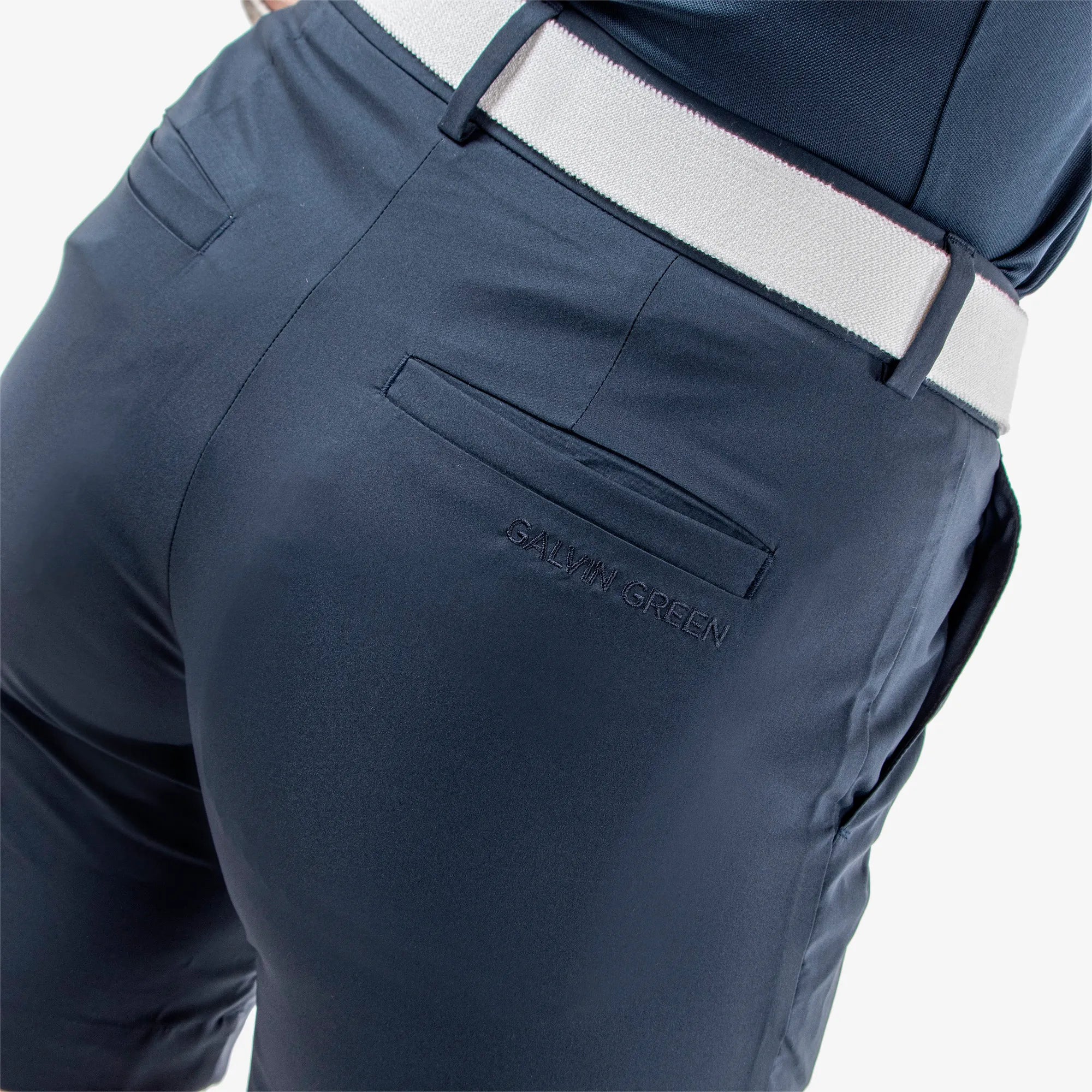 Petra - Breathable golf shorts - Image 6