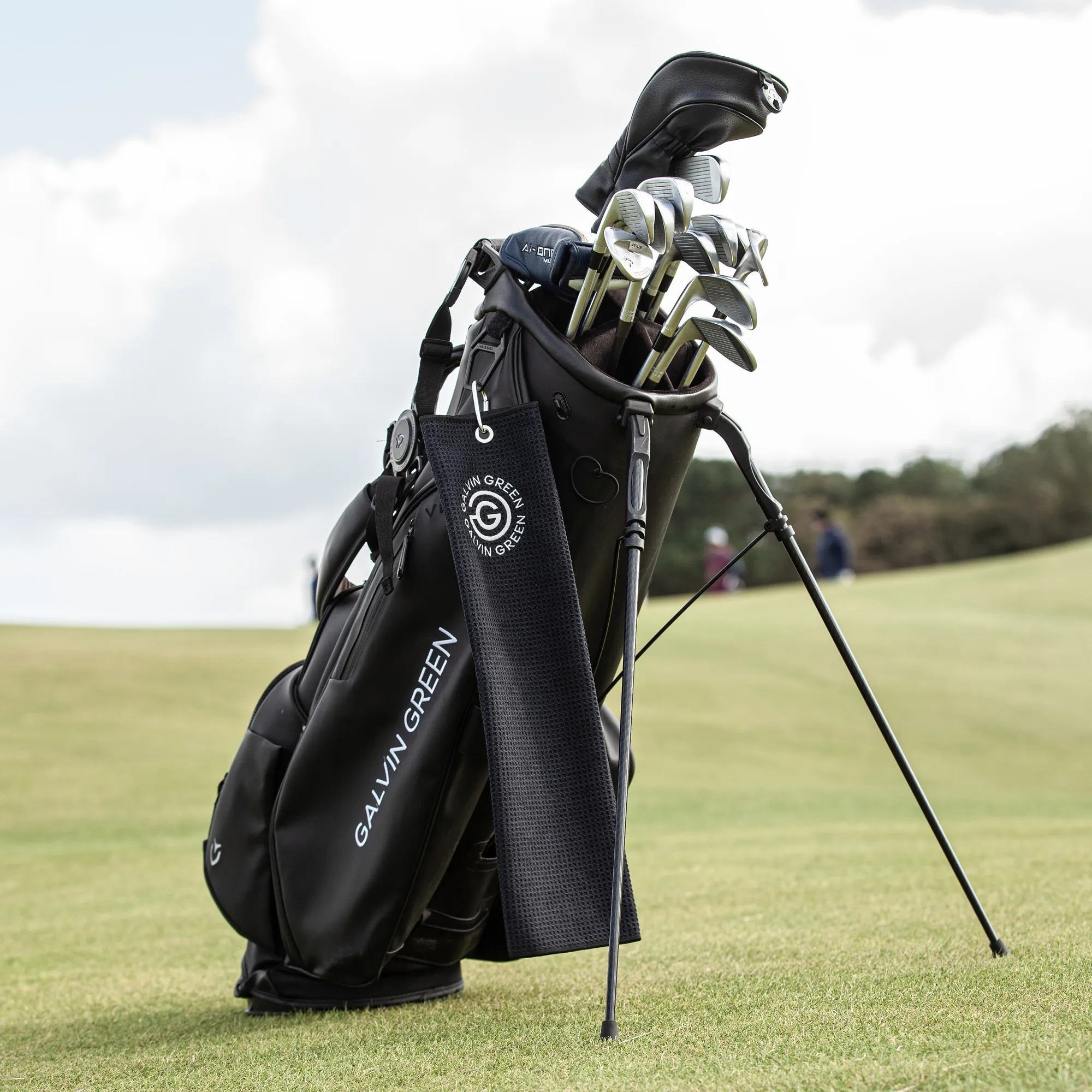 Theo - Golf towel - Image 3